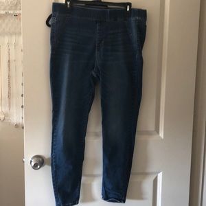 Pull on stretchy jeans